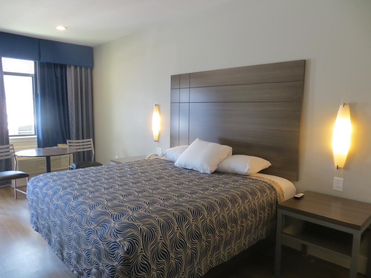 Palace Inn Gulf Freeway 休斯敦 外观 照片